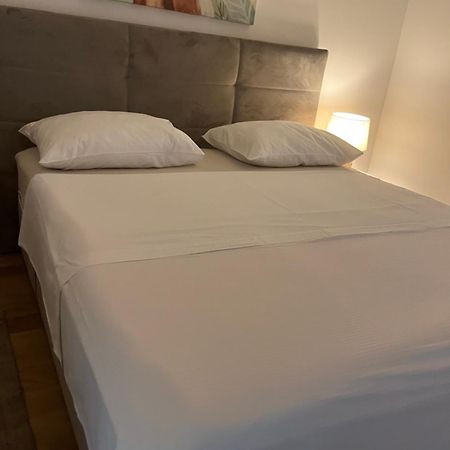 Iris Apartment Private Parking Split Exterior foto